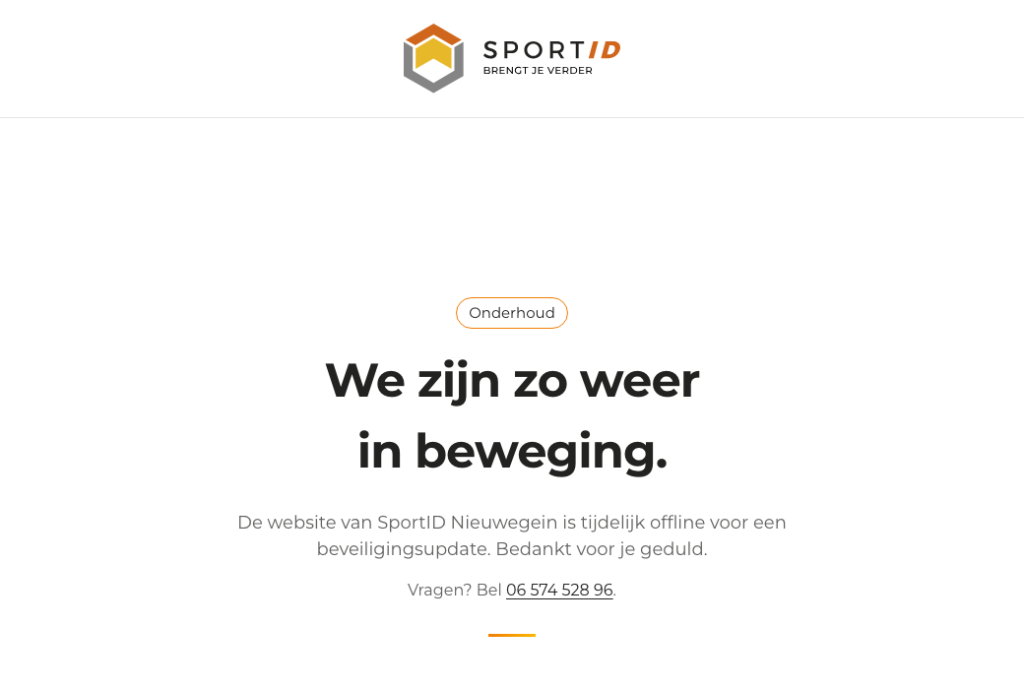 Onderhoudspagina van SportID Nieuwegein met logo, de kop "We zijn zo weer in beweging", uitleg over de beveiligingsupdate en een telefoonnummer.